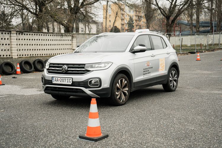 Fotografia z galérie autoškoly TopDrive